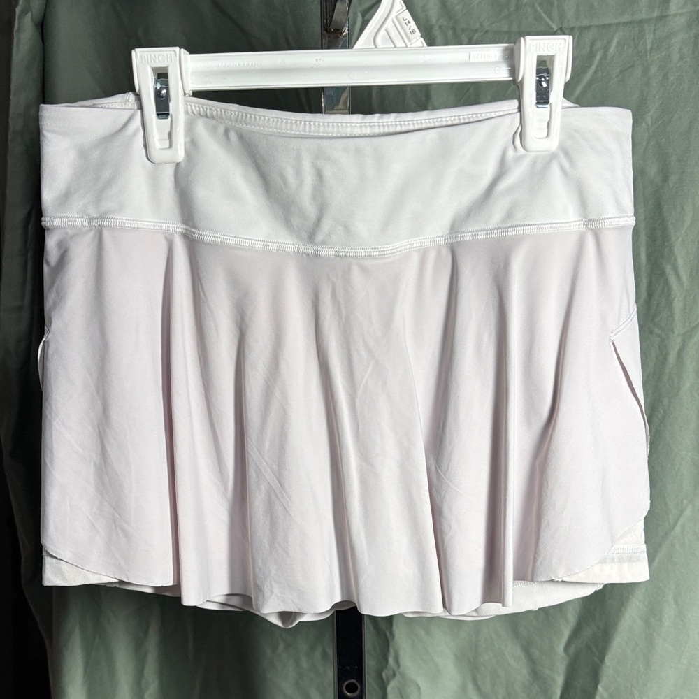 Lululemon Athletica Greyish/White Skort
